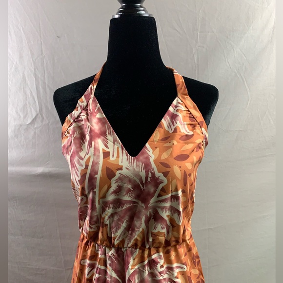 Tropical Print Ruffle Hem Tie Back Halter Dress - Picture 7 of 10